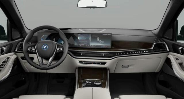 BMW X5 xDrive50e Panoramadak - Parkin/Driving Professional - Active Protection - Harman Kardon - Warmte Comfort Pack - Comfortstoelen - Travel & Comfort systeem - Comfort Access - Getinte Ruiten - Zonneschermen -