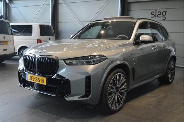BMW X5 xDrive50e M-Sport pano head up Harman Kardon 22 inch !!