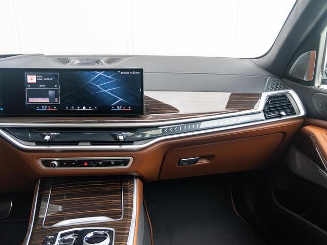 BMW X5 xDrive50e | M Sportpakket Pro | Innovation Pack | Comfort Access | Soft-Close | Panoramadak | Stoeverwarming | Bowers & Wilkins | Trekhaak