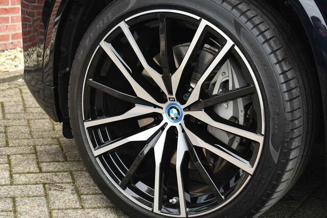 BMW X5 xDrive50e M-Sport Pano Trekh ACC Comf-zetels H/K Soft-close BTW-AUTO!