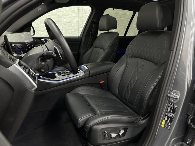 BMW X5 50e *7x Op Voorraad* M-Sport Pro | 360 Camera | Sky-Lounge Pano | ACC | Comfortstoelen | Indiv. Leder | Massage | Stoelventilatie | 4-Zone Clima | Trekhaak | 22'' | Head-Up | Keyless-Entry | Harman-Kardon | Stoelverwarming V+A | M-Gordels | Glaspook | Stu