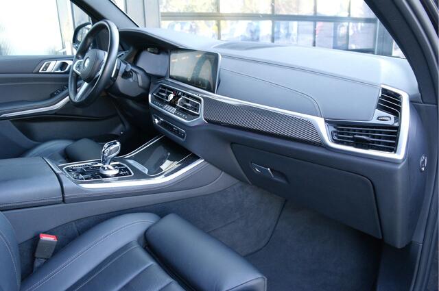 BMW X5 xDrive45e High Executive M- Pakket | 22" | Carbon | Laser | Head-Up | Drive Assist + | Sfeerverl. | Dealer onderhouden