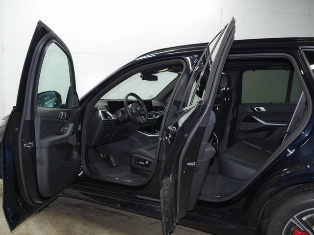 BMW X5 xDrive50e M-Sport | Panorama | Comfortzetels + Ventilatie | Driving Assistant Professional | Harman Kardon | Trekhaak | SoftClose