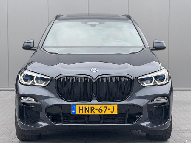 BMW X5 xDrive 45e M Sport High Executive | Panorama Skylounge | Laser | Stoelventilatie | 22" | Harman Kardon | Wegkl. Trekhaak