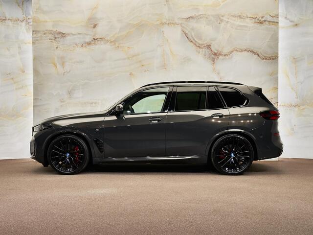 BMW X5 xDrive50e M Sport Pro, M stoelen, 4-wielbest., B&W, massage, CraftedClarity, pano, Merino, memory, 22", HUD, tr.haak, privacy