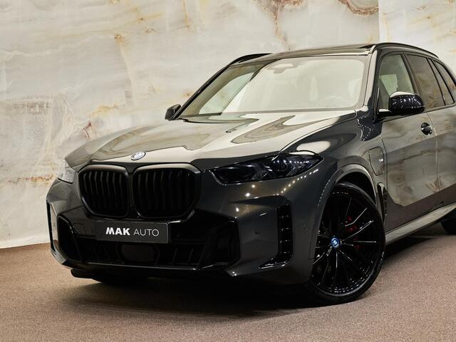BMW X5 xDrive50e M Sport Pro, M stoelen, 4-wielbest., B&W, massage, CraftedClarity, pano, Merino, memory, 22", HUD, tr.haak, privacy