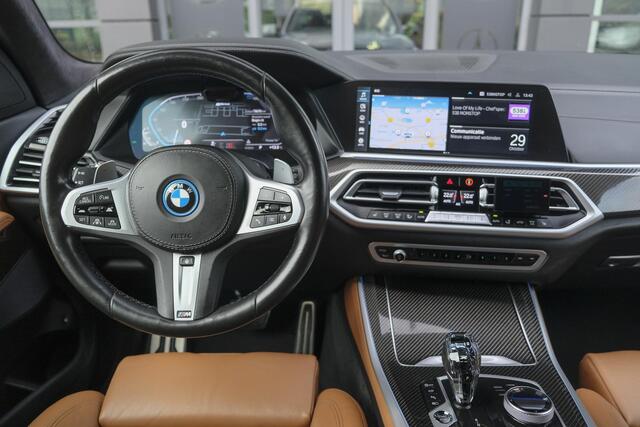 BMW X5 xDrive45e 394pk M-sport AC Shnitzer Panoramadak X5M Seats 4-wielsturing Carbon Laser 22" LMV NLauto