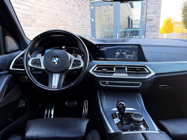 BMW X5 XDRIVE45E M-SPORT - PANO - 22 INCH - ORG. NL.