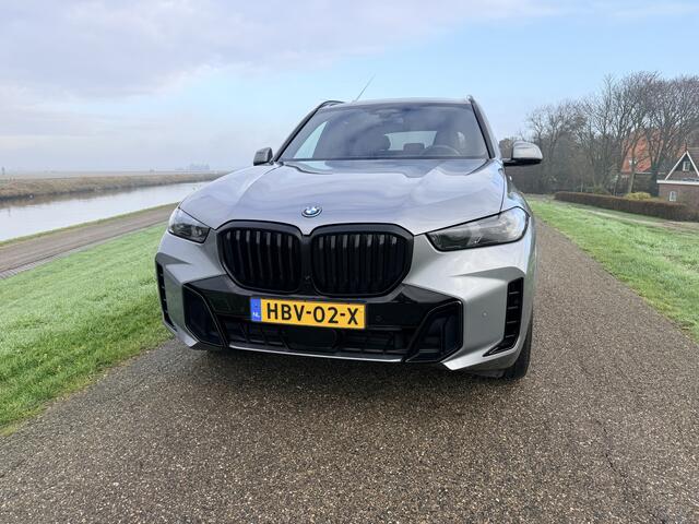 BMW X5 xDrive50e M-sport Pro Black Line X5 50e Msport Pro Volleder 22" LM Head-up Pano Trekhaak