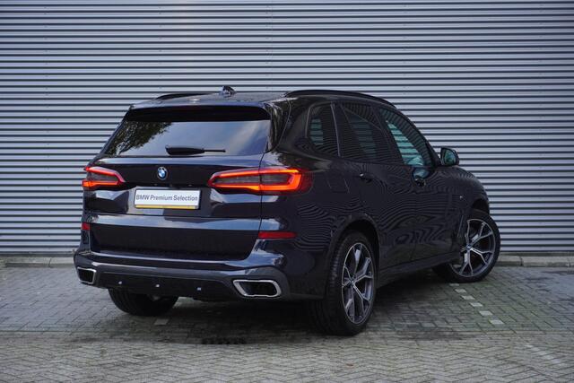 BMW X5 xDrive40i M Sportpakket | Integral Active Steering | Glazen panoramadak | BMW Laserlight | Parking Assistant Plus | HIFI System Harman Kardon