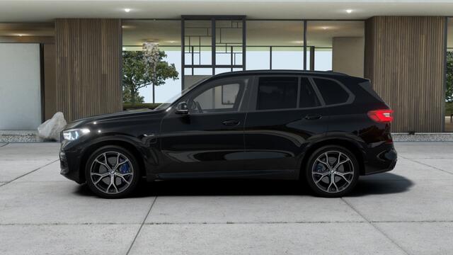 BMW X5 45e 394PK X-drive / M-Sport / Individual / B&W / 360° / Laser /