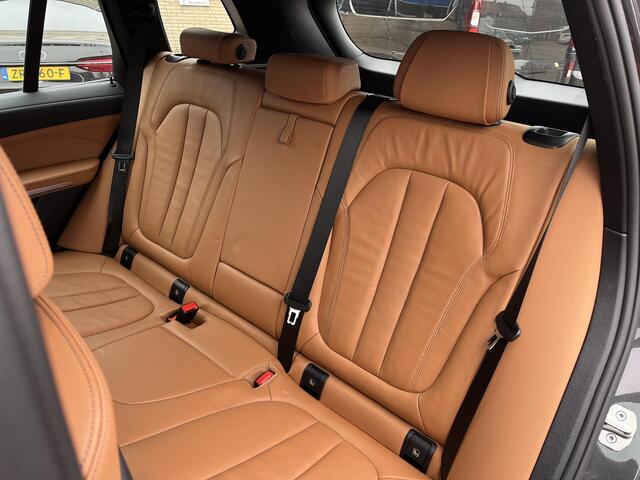 BMW X5 xDrive45e High Executive Plug in hybride. Nieuwstaat. Sjieke kleur combinatie. Navi, camera, head up, elek.stoel verstelling etc.