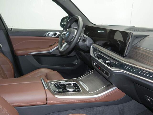 BMW X5 xDrive50e M-Sport | Panorama | Driving Assistant Professional | Harman Kardon | Trekhaak | Comfortzetels