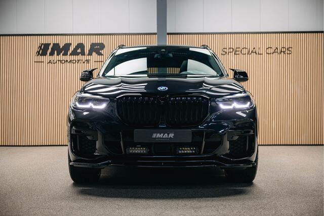BMW X5 xDrive45e High Executive | Pano | Trekhaak | Luchtvering | M-Stoelen | Stoelverwarming |