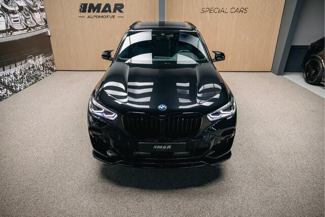 BMW X5 xDrive45e High Executive | Pano | Trekhaak | Luchtvering | M-Stoelen | Stoelverwarming |