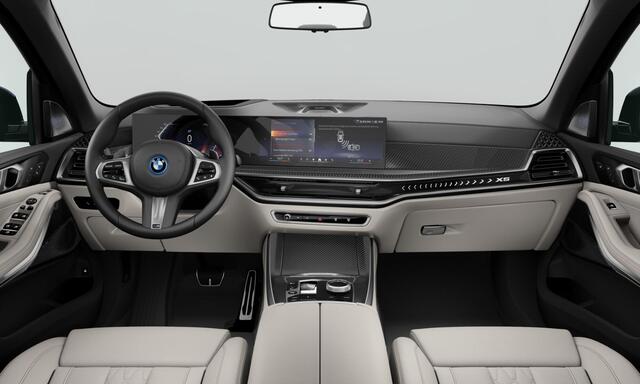 BMW X5 xDrive50e | Bowers & Wilkins | M-Sport | Sky Lounge | Trekhaak | Leder dash | Stoelverw. + ventilatie + massage | Swarovski elementen