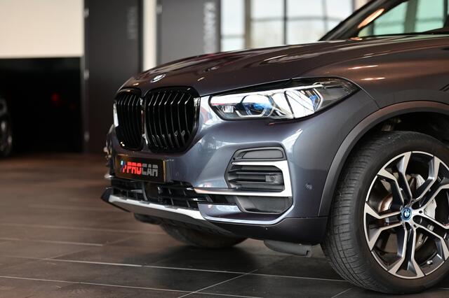 BMW X5 xDrive45e High Exec. 2e eigenaar. BMW garantie