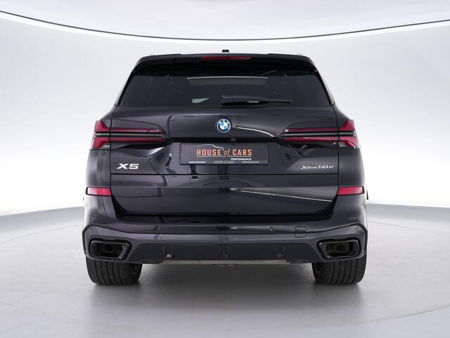 BMW X5 489pk xDrive50e |BTW-auto|M-sport|innovation pack|pano|Harman&Kardon|memory|carbon interieur|HUD|Apple Carplay|360 camera|elek. trekhaak|luchtvering|blind spot|22"|