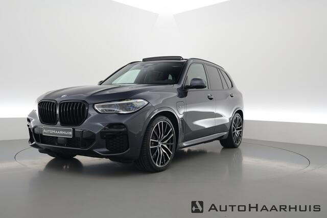 BMW X5 xDrive45e M Sport | Pano | Laser | HUD | Driving Assistant Pro. | 360cam | Luchtvering | 22'' | Leder