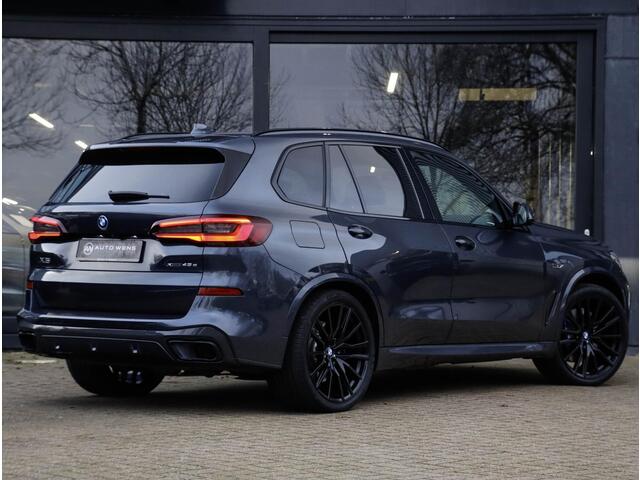 BMW X5 xDrive45e M Sport Lucht Pano 22" Laser Zwarte hemel