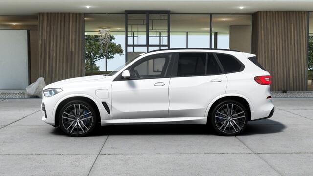 BMW X5 45e 394PK X-drive / M-sport / 22" / Harman Kardon / Laser