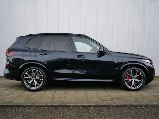 BMW X5 xDrive50e Automaat 490 Pk M-sport pakket Pro Schuifdak / Softclose / Sky lounge / Harman/Kardon / ACC