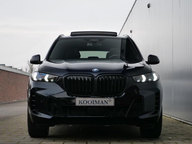 BMW X5 xDrive50e Automaat 490 Pk M-sport pakket Pro Schuifdak / Softclose / Sky lounge / Harman/Kardon / ACC
