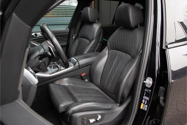BMW X5 xDrive 45 e | M-Sport | ACC | Skylounge | Massage & Ventilatie | Comfortstoelen | Lane + Side Assist | Pano | Stuurverwarming | Harman Kardon | Camera | 21" | Apple & Android Carplay | Memory | Laser | Dealer Onderhoud | BTW | Luchtvering | 360 Cam | Carb