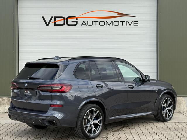 BMW X5 xDrive45e High Executive / M Sport / Pano / Head up / Sportzetels + Memory / 21" Y Spaak / Soft Close