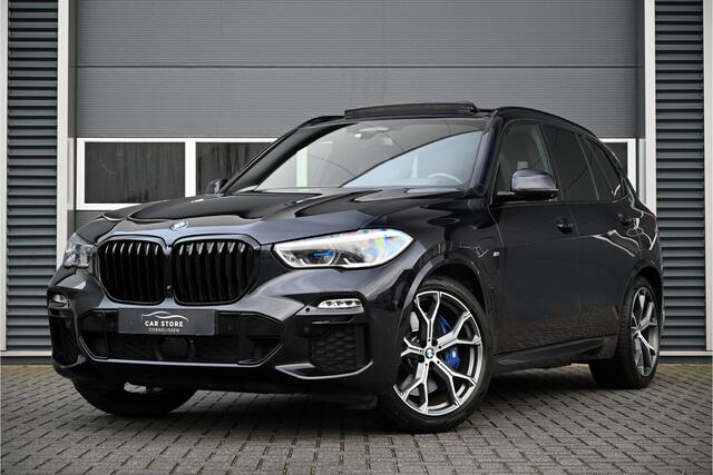 BMW X5 xDrive45e M-SPORT / SKYLOUNGE PANO / INDIVIDUAL / LASER / MASSAGE / SOFTCLOSE / HUD / 4WIELSTURING / TREKHAAK