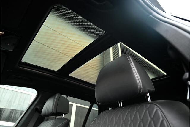 BMW X5 xDrive45e M-SPORT / SKYLOUNGE PANO / INDIVIDUAL / LASER / MASSAGE / SOFTCLOSE / HUD / 4WIELSTURING / TREKHAAK