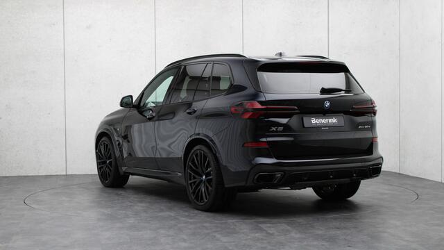 BMW X5 xDrive50e M-Sport Pro | Massage | Bowers & Wilkins | Sky Lounge | Soft-Close | Trekhaak | Stoelventilatie | Head-up