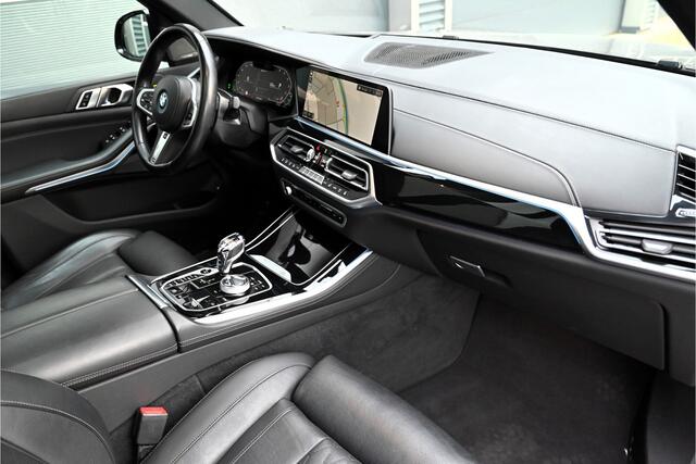 BMW X5 xDrive45e M-SPORT / SKYLOUNGE PANO / INDIVIDUAL LEDER / MASSAGE / LASER / HUD / TREKHAAK / MANHATTEN GREEN