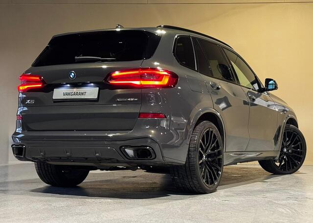 BMW X5 xDrive45e High Executive |Pano |Soft Close |Luchtvering |Achteras besturing |Head-up |Co Pilot