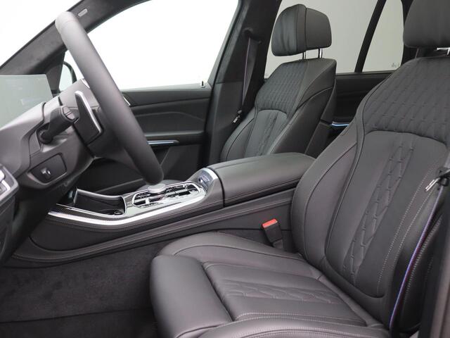 BMW X5 xDrive50e 490PK Aut. M-Sport, Pano-Schuifdak, Trekhaak, Stoelverwarming en ventilatie, Adaptieve Cruise Controle, Massagestoelen, Side Assist, 20" LM Velgen