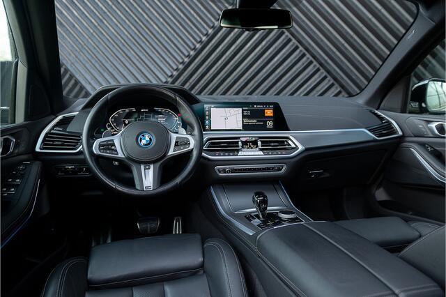 BMW X5 xDrive45e M-Sport ACC Pano Head Up MStoel Softcl. Keyless Laser Trekhaak