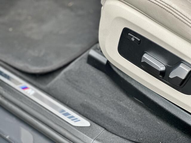 BMW X5 xDrive45e | M-Sport | Individual | Dravitgrau | Panodak | Beige Leer | Laser | Trekhaak | Head-Up | VOL | Incl btw