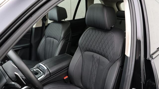 BMW X5 xDrive45e High Executive M-Sport | Sky Lounge | B&W | Massage | Night-Vision | Laserlight | Soft-Close | Trekhaak