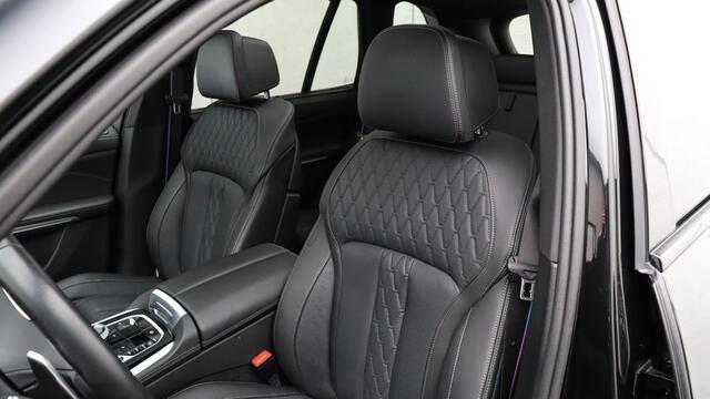 BMW X5 xDrive50e M-Sport Pro | Massage | Harman/Kardon | Soft-Close | Head-up | Panoramadak | Stoelventilatie | Trekhaak