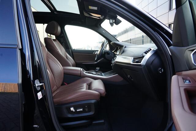 BMW X5 xDrive45e M Sport High Executive 395pk Panoramadak/360Camera/Navigatie