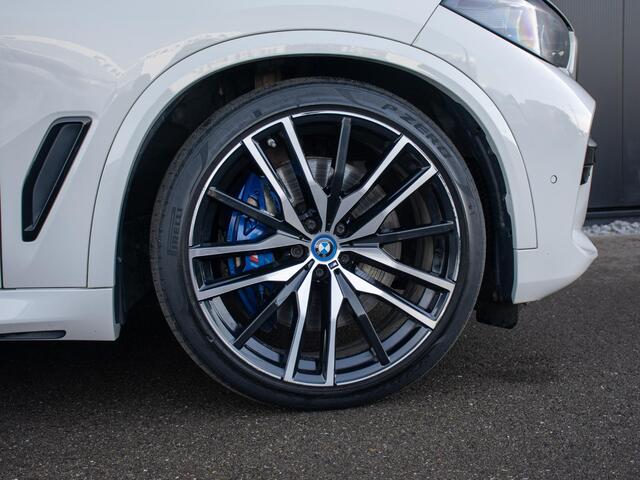 BMW X5 xDrive45e High Executive | M-Sport | Pano | 22" | 4-Wielsturing | Softclose | Trekhaak | Adaptive cruise | Head-Up | Laser |