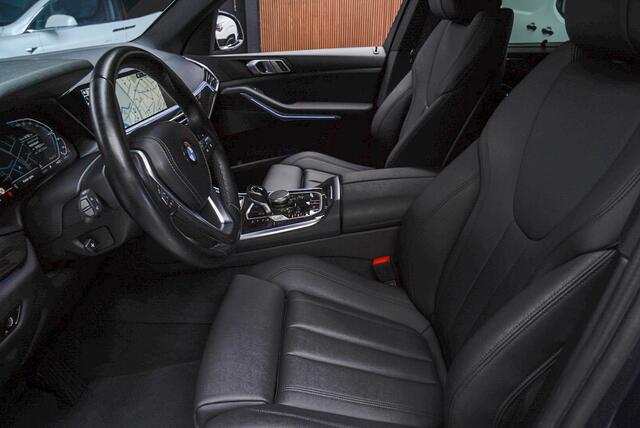 BMW X5 xDrive45e HUD 360° ACC Matrix Leder Navi PDC Memory seats Elektr. bedienbaar achterklep Elektr. uitklapbare trekhaak Sportstoelen Stoelverwarming LM velgen BTW auto