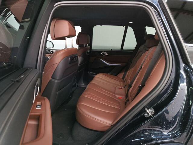 BMW X5 xDrive45e High Executive M Sport Panoramadak Harman Kardon PDC VA+ 360 Camera Head Up Display Trekhaak Leder Merino+ Elektr+Memory