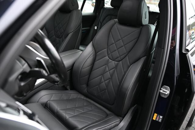 BMW X5 xDrive45e High Executive M Sport Autotmaat / Panoramadak / Sportstoelen / Trekhaak / Adaptief onderstel / Laserlight / Comfort Access / Head-Up / Harman Kardon