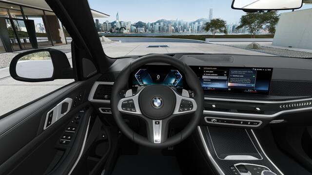 BMW X5 xDrive50e High Executive M Sport Automaat / Panoramadak / Trekhaak / Comfortstoelen / Parking Assistant Professional / Massagefunctie / Soft-Close / Active Steering