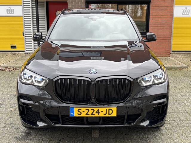 BMW X5 xDrive45e 394pk M-Sport Pano Trekhaak Laser 22'' HK 360°
