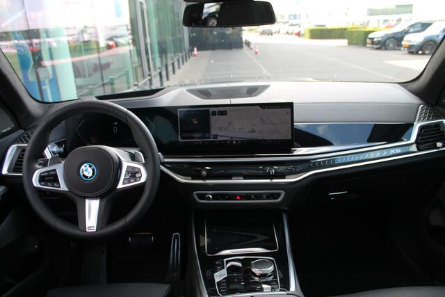 BMW X5 xDrive50e High Executive M Sport Automaat / Panoramadak Sky Lounge / Trekhaak / Soft-Close / Parking Assistant Professional / Adaptieve LED / Active Steering