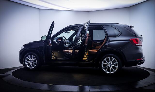 BMW X5 40e iPerf. High Executive PANO | MEMORY | CAMERA | HEAD UP | LEDER | ACC | STOELVERW | NAVI | LMV 19''