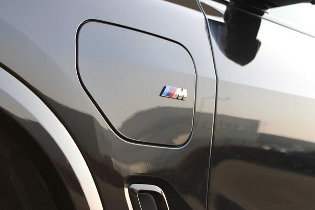 BMW X5 xDrive45e M Sport Automaat / Trekhaak / Panoramadak / Comfortstoelen / Comfort Acces / Head-Up / Laserlight / Harman Kardon