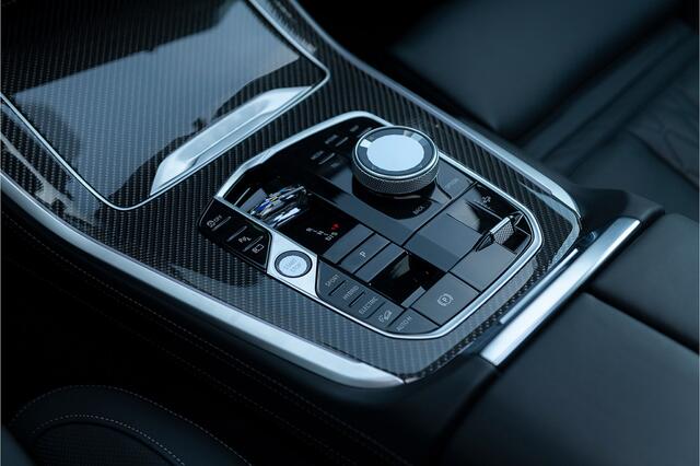 BMW X5 xDrive50e LCI M-sport Pro ACC Pano M Seats Achterasbest. Massage Stoelvent. Luchtvering Softcl, Head Up 360 HarmanK Trekhaak